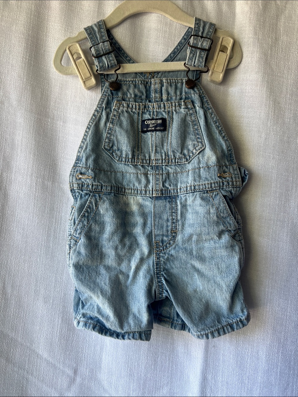 OshKosh B'gosh Light Blue Denim Shortalls with Front Bib Pocket Size 12-18M